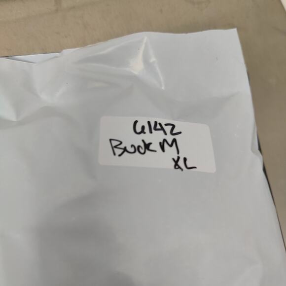 Buck Mason T-Shirt Mens XL Navy Blue Short Sleeve Crewneck Made in LA FLAWED - Picture 8 of 8